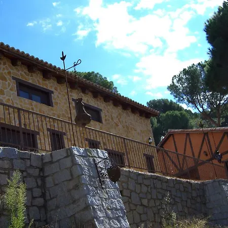 Alojamientos Rurales El Grial-2